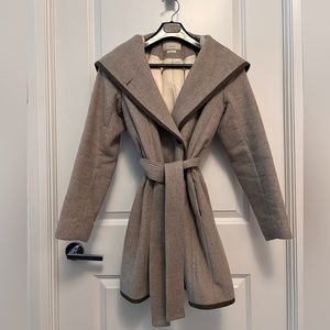 Aritzia Wilfred Borda Cashmere Wool Coat